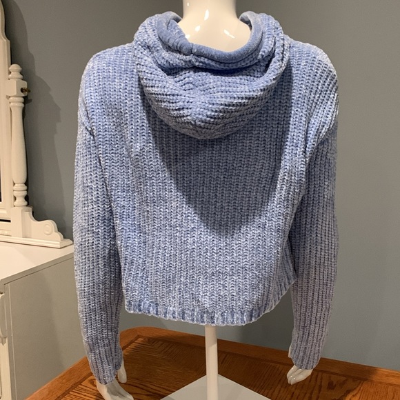 EUC Derek Heart Cropped Hooded Sweater • Size Small - Picture 5 of 8